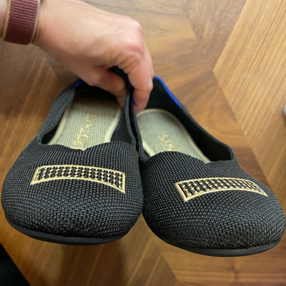 Rothy's Black Flats w Gold Detail (sz 7.5) - Picture 4 of 9